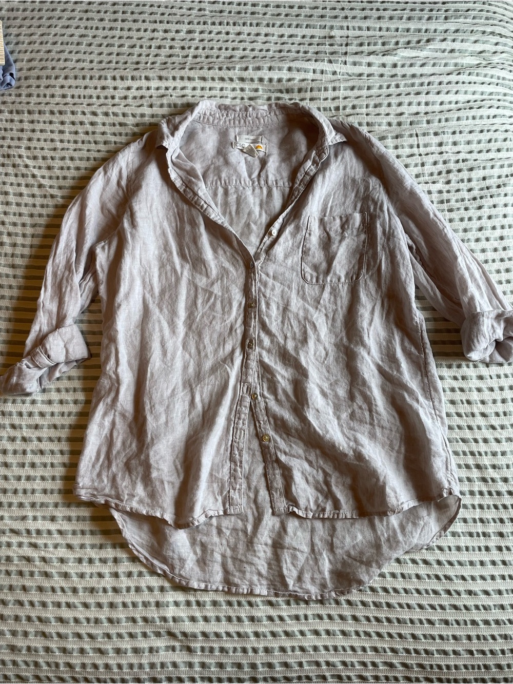C&C California Pale Lavender Linen Button-Up